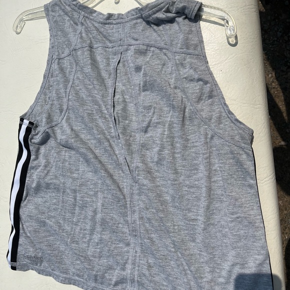 Calvin Klein work out tank top - Picture 2 of 3